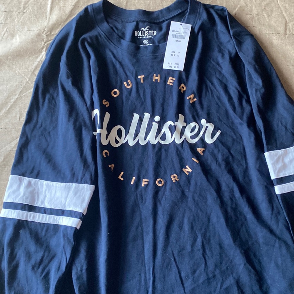 Hollister Womens xsmall shirt new with tags